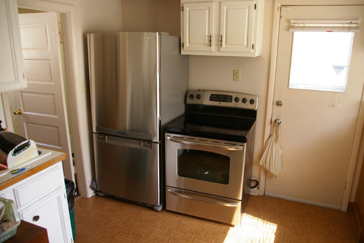 LG double-door fridge β 400L, inverter